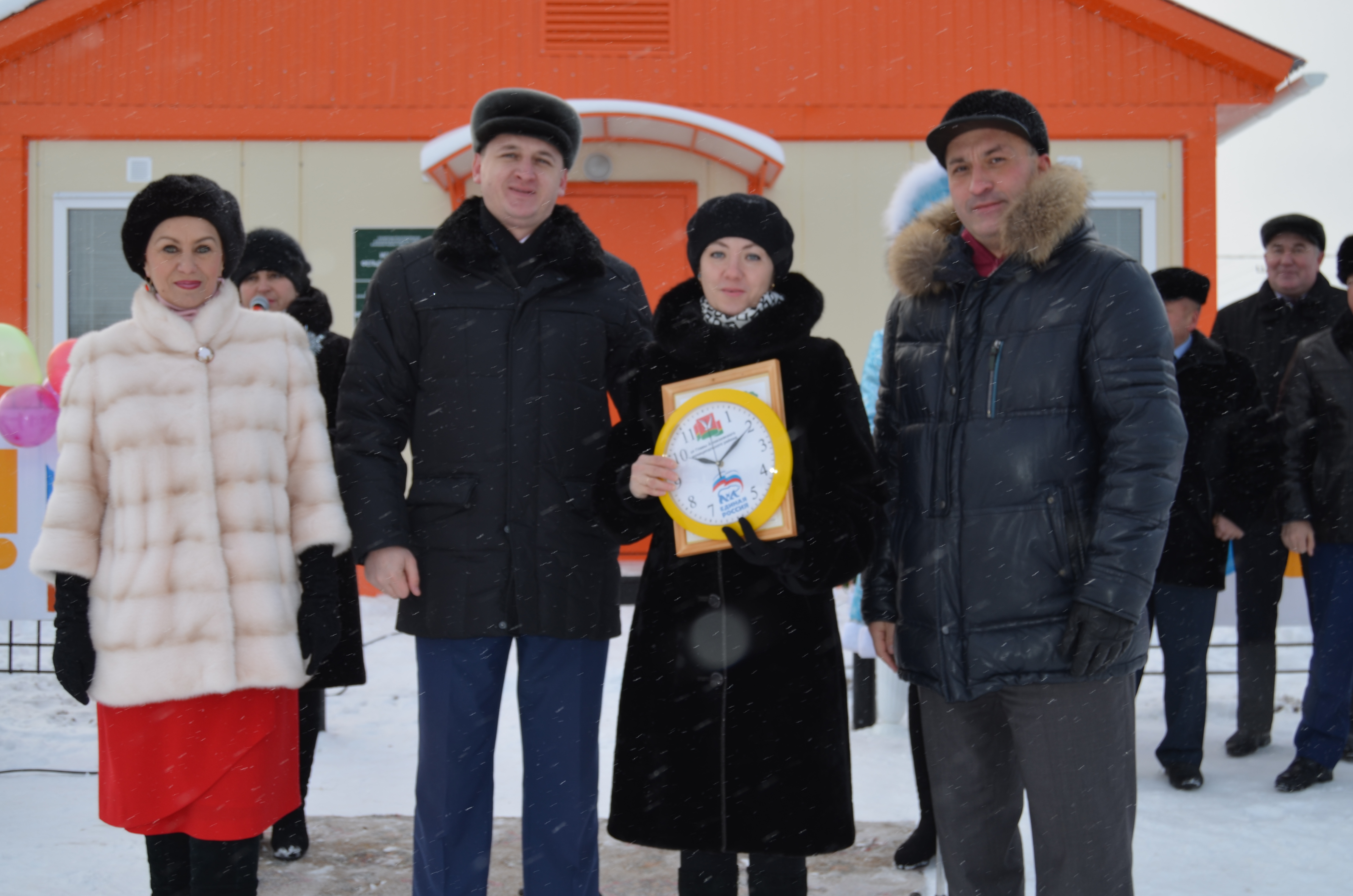 Прогноз погоды в актюбинском азнакаевском районе. Азнакаевский район п Актюба. Глава пгт Актюбинский Азнакаевский район. Актюба Азнакаевский район мэр поселка. Актюбинская школа 1 Азнакаевский район.